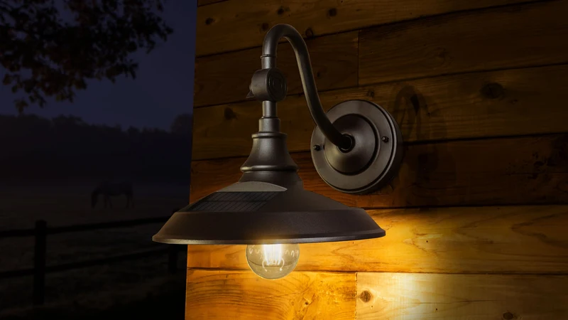 Classy Caps High Performance Outdoor Solar Barn Light